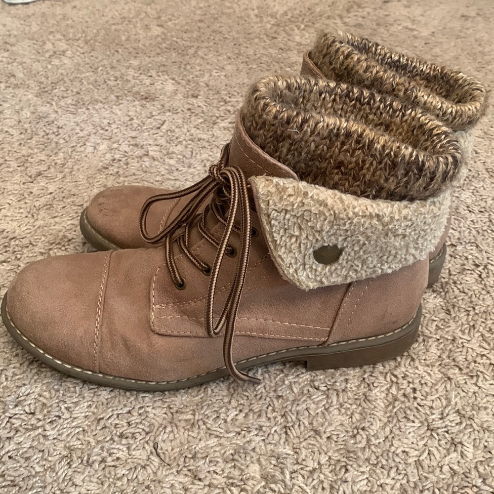 CLIFFS: size 9 combat boots